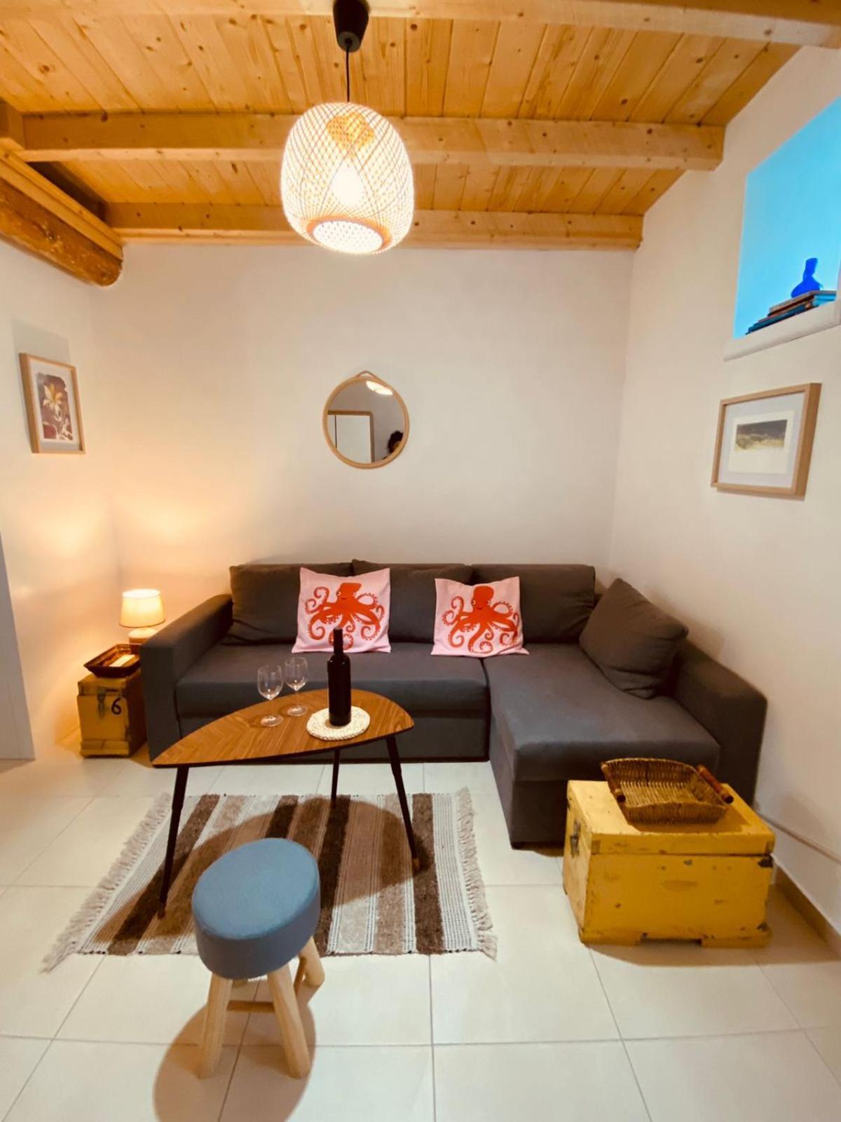 Malta House In Galaxidi Villa Exterior photo
